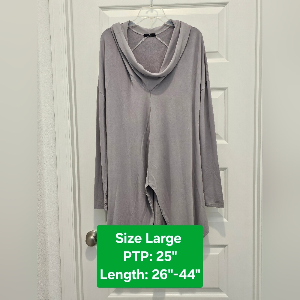 Lolly Long Sleeve Pullover Cowl Neck Sweatshirt Cape, NWOT, Size Large